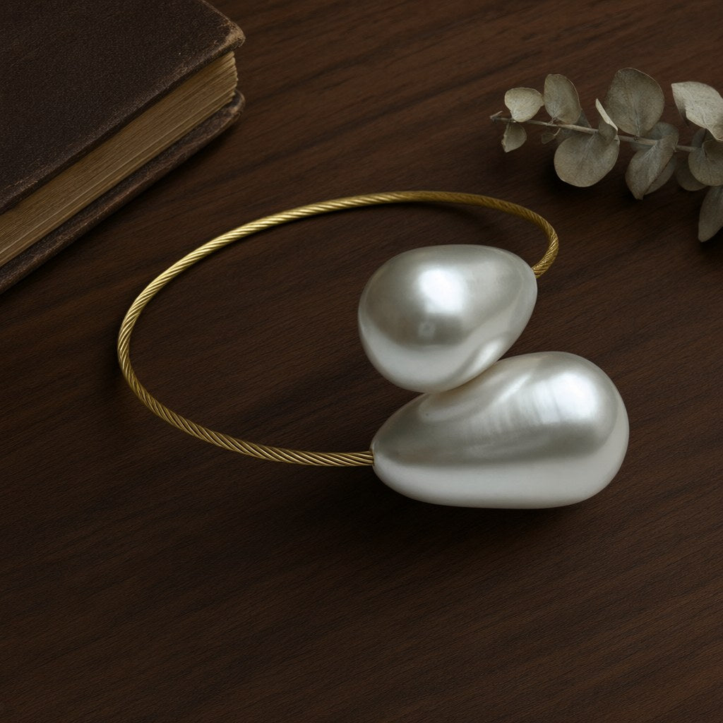 Pulsera clara desde arriba para mujer Angara Moda