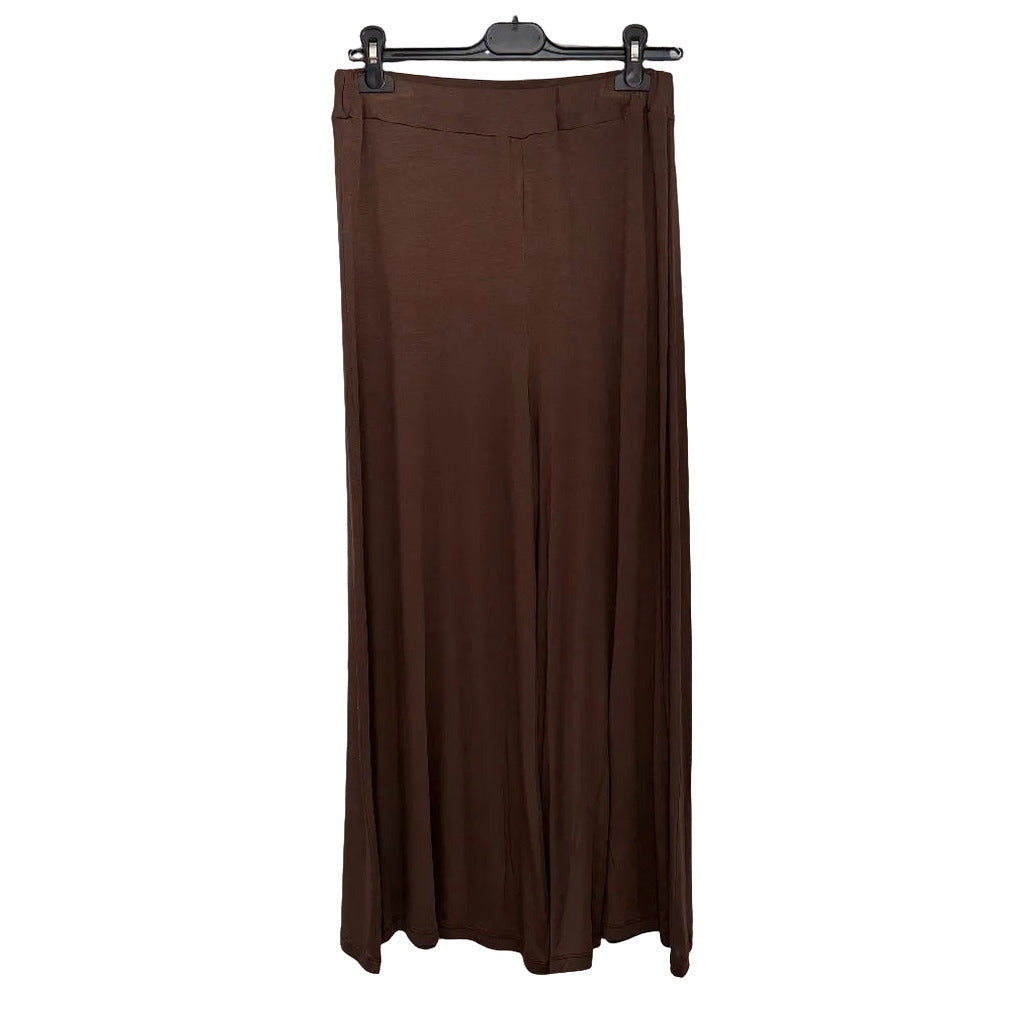 Pantalón ines en color Chocolate sobre fondo blanco para mujer Angara Moda