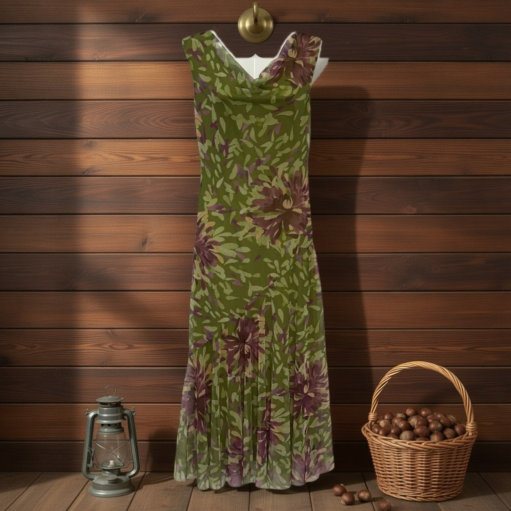 Vestido Largo Faina colgada en un ambiente para mujer Angara Moda