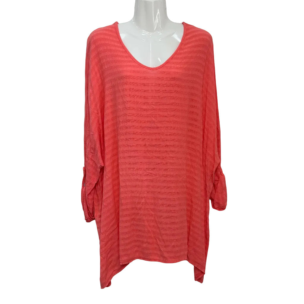 Camiseta Virgo en color Coral sobre fondo blanco para mujer Angara Moda