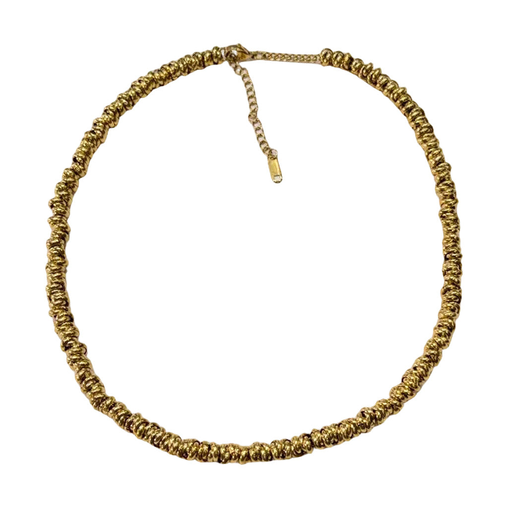Collar Ovillo Tortellini sobre fondo blanco para mujer Angara Moda