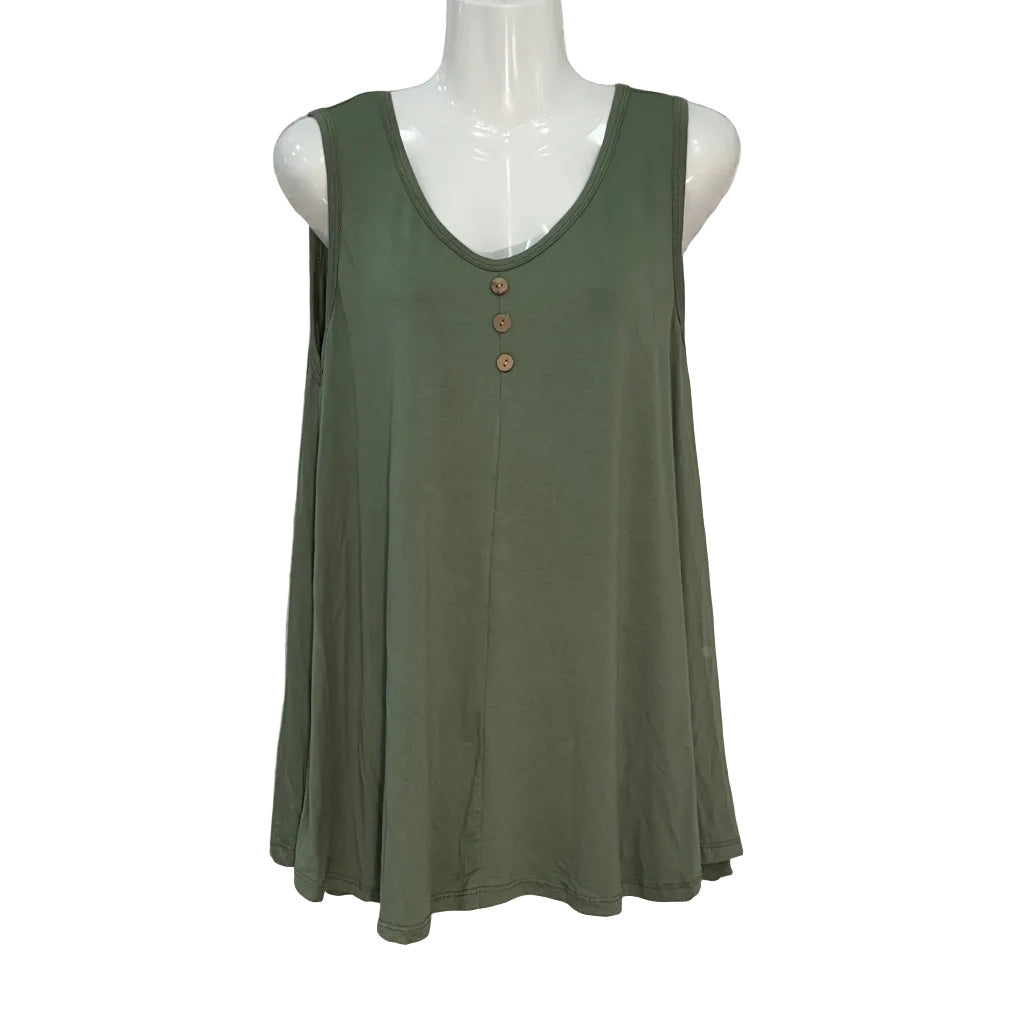 Camiseta Rocío sin mangas con botones de madera y escote redondo en color Verde caza sobre fondo blanco para mujer Angara Moda
