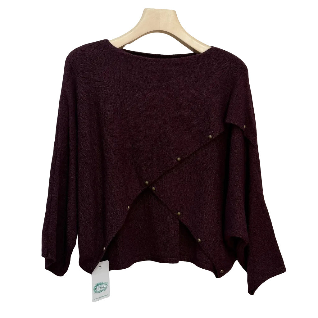 Jersey Rebeca de punto con diseño asimétrico sobre fondo blanco para mujer Angara Moda