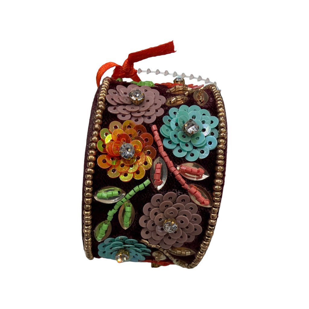 Pulsera Nieves sobre fondo blanco para mujer Angara Moda