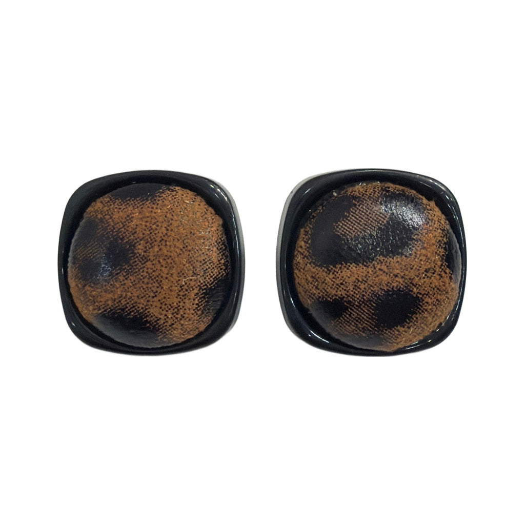 Pendientes Estrella en color Negro sobre fondo blanco para mujer Angara Moda
