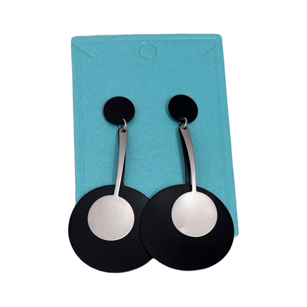 Pendientes Nieves en color Plateado sobre fondo blanco para mujer Angara Moda