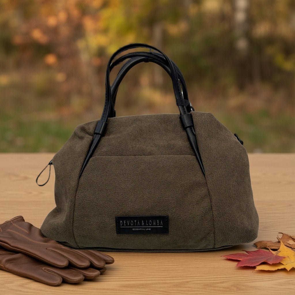 Bolso Camila desde arriba con gafas de sol y pulsera para mujer Angara Moda
