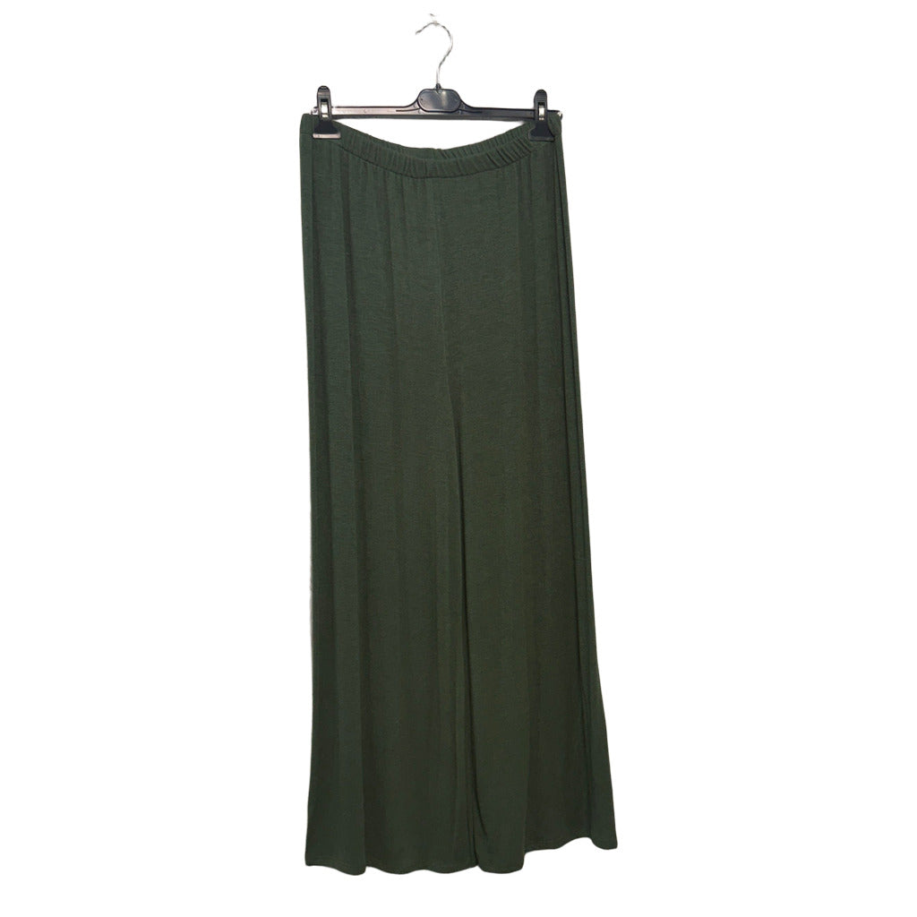 Pantalón Condesa en color Verde caza sobre fondo blanco para mujer Angara Moda