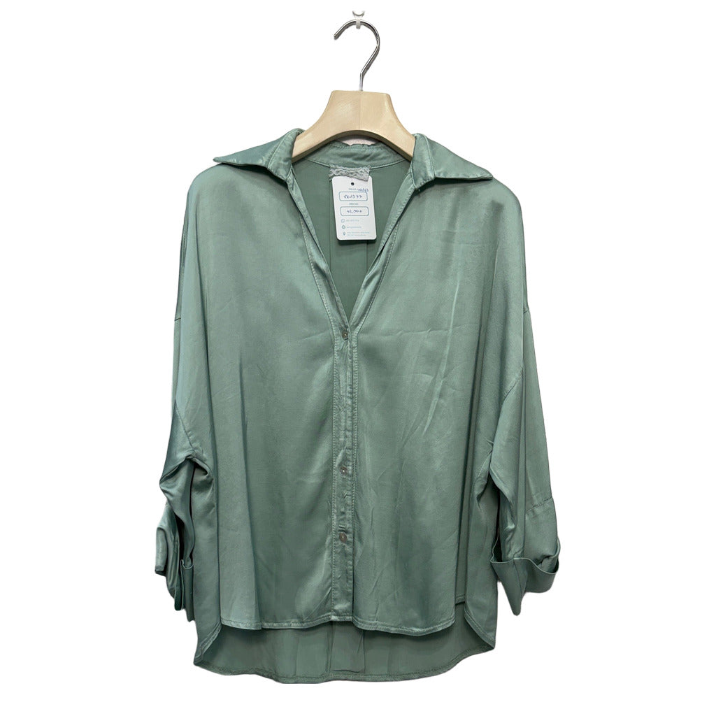 Camisa Nekane sobre fondo blanco para mujer Angara Moda