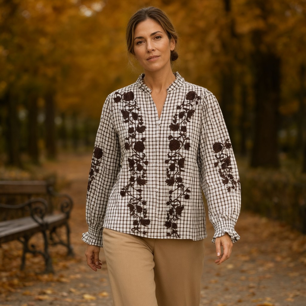 Camisa Marquesa con una modelo para mujer Angara Moda