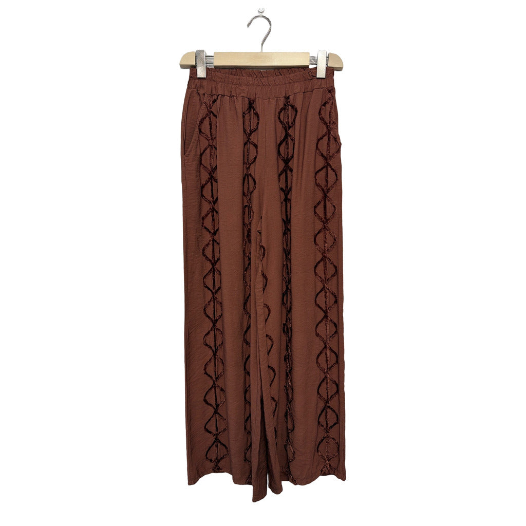 Pantalón Atenea sobre fondo blanco para mujer Angara Moda