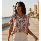 Camisa Sheila sobre modelo