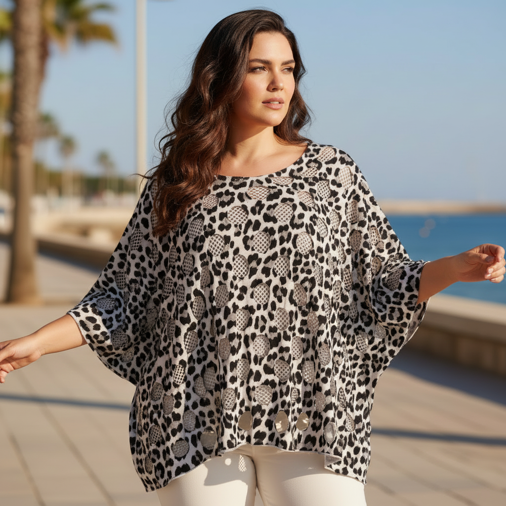 Camiseta Lacandona modelo curvi