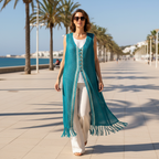 Chaleco Balinés Turquesa en Modelo