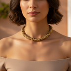 Collar Ovillo Tortellini sobre modelo