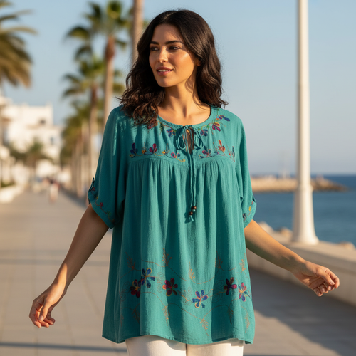 Blusa playa boho bordada manga 3/4 modelo paseo marítimo Angara Moda