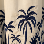 Detalle bordado artesanal palmeras bajo camisa Cedro Angara Moda